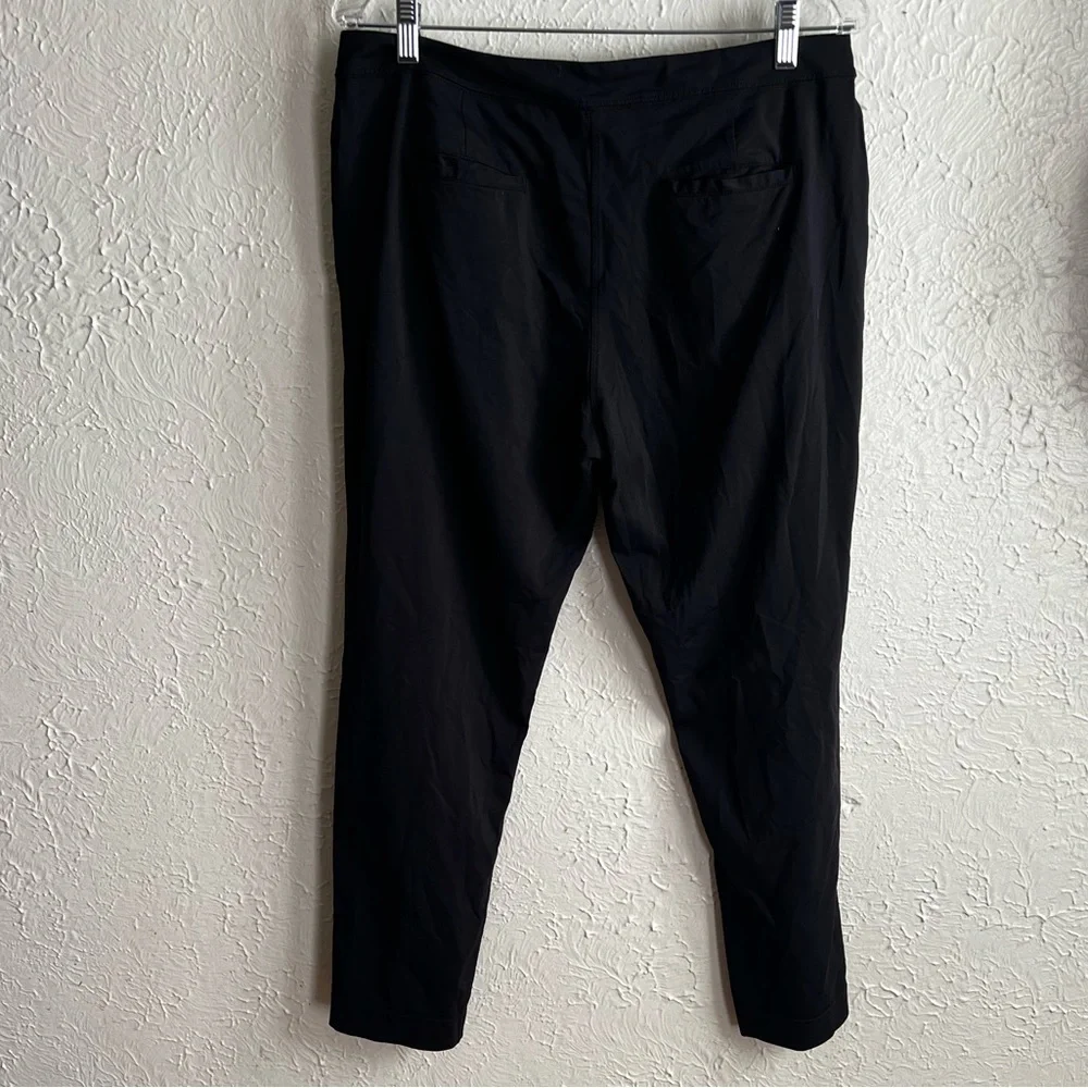 Lululemon On the Go Pant - Picture 2 of 5